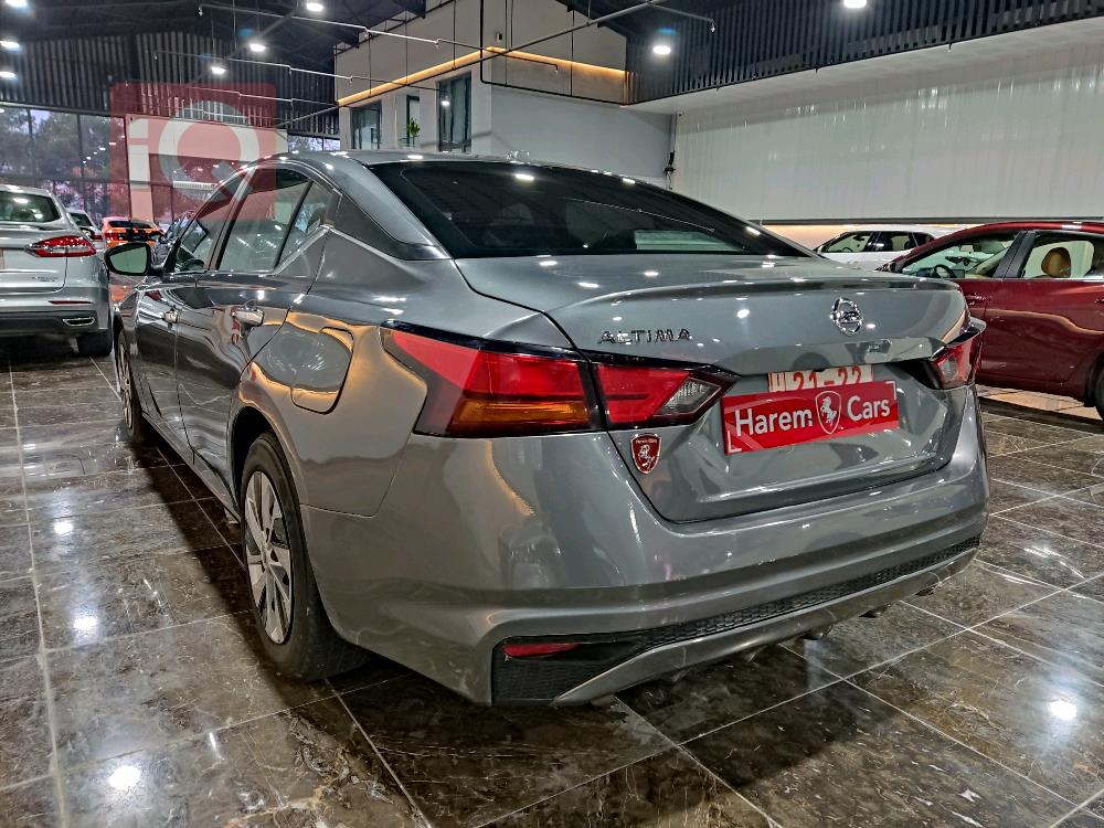 نیسان ئەلتیما